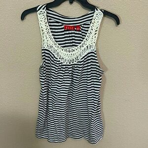 Women’s dressy tank top in a small